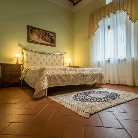 Luxury Apartment Piazza Grande Montepulciano Bagian luar foto