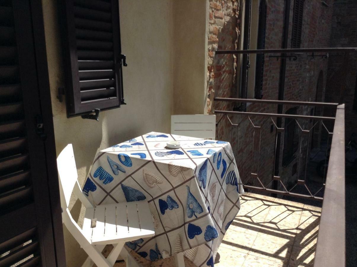 Luxury Apartment Piazza Grande Montepulciano Bagian luar foto