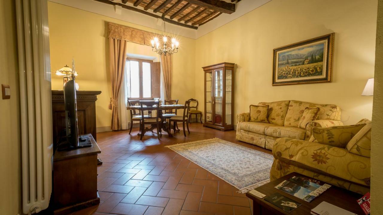 Luxury Apartment Piazza Grande Montepulciano Bagian luar foto