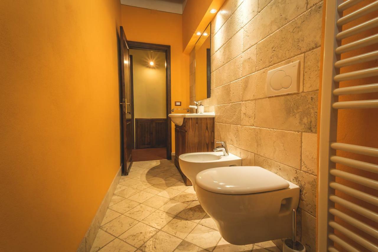 Luxury Apartment Piazza Grande Montepulciano Bagian luar foto